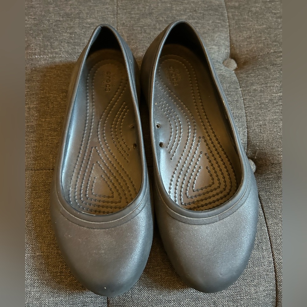 CROCS Black Flats Minimalist Comfort Shoes